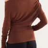 Asymmetry Shoulder Ruched Long-Sleeve Top>MICAS Online
