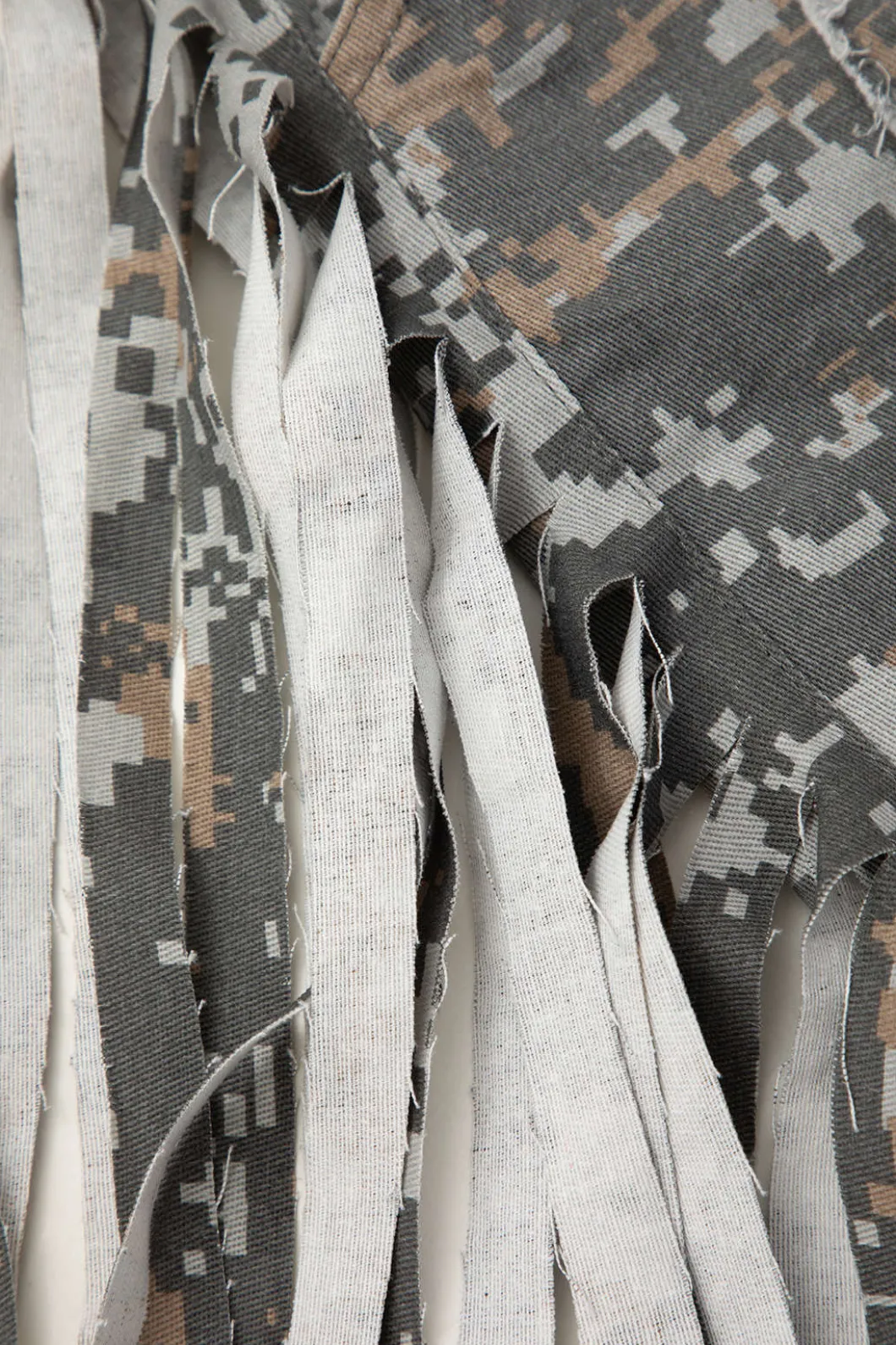 Camo Frayed Patchwork Fringe Mini Skirt>MICAS Fashion