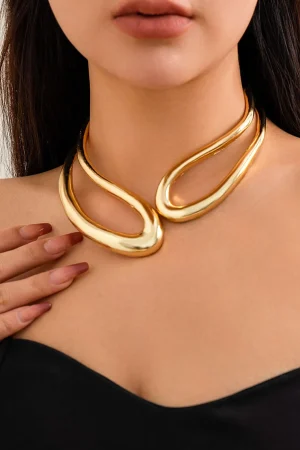 Cut Out Asymmetrical Necklace>MICAS Fashion