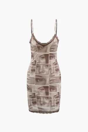 Face Graphic V-neck Lace Trim Mini Dress>MICAS Hot