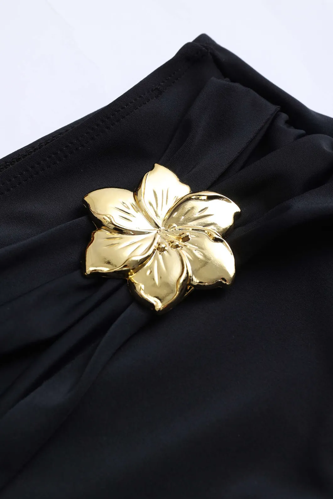 Metal Flower Decor Ruffle Bikini Set>MICAS Discount