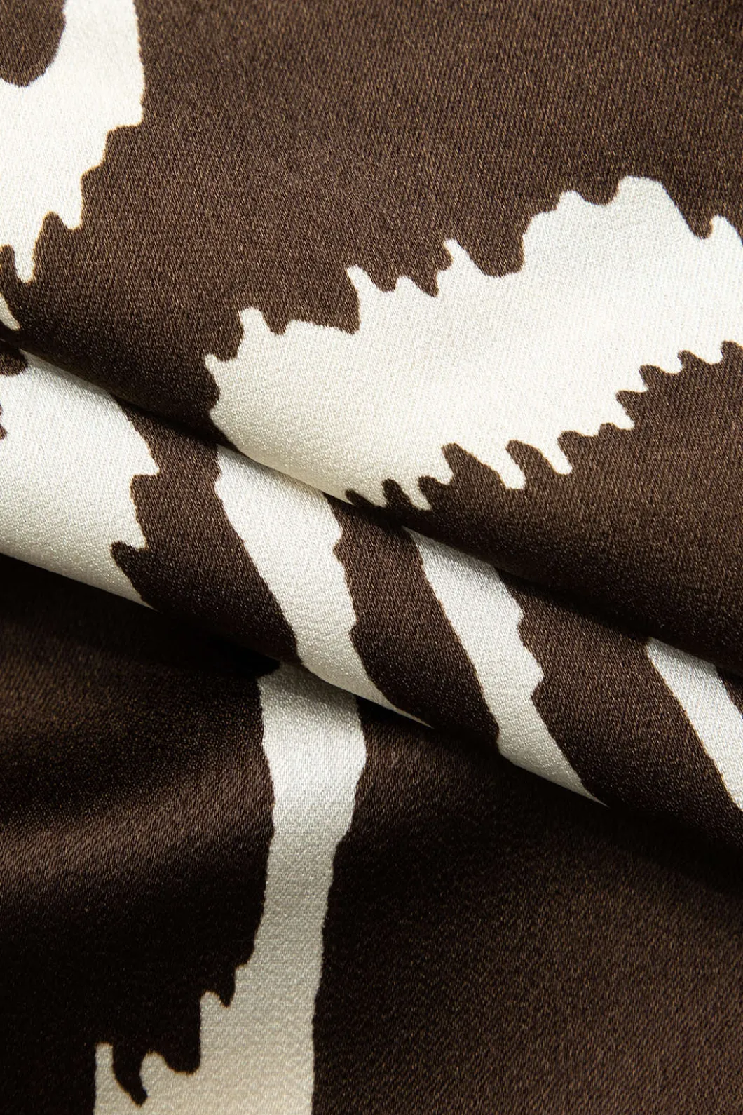 Printed V-neck Back Cut Out Crop Blouse>MICAS Discount