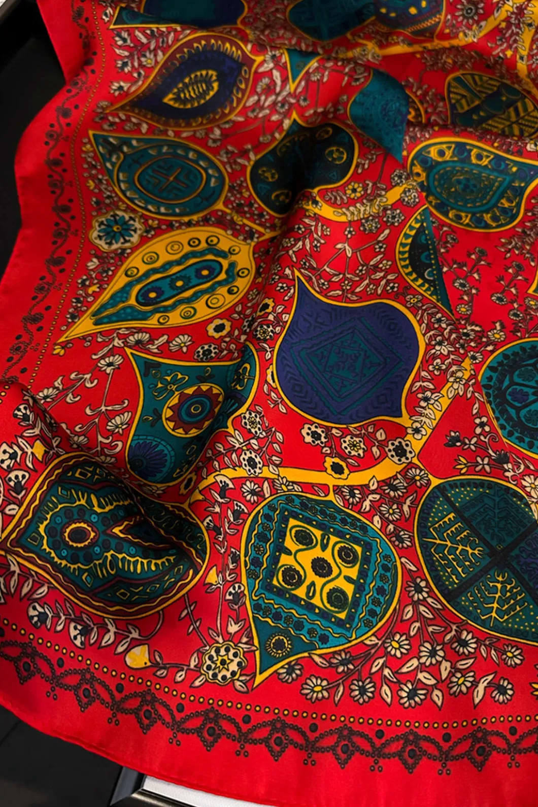 Vintage Print Scarf>MICAS Outlet